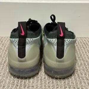 Nike | Shoes | Nike Air Vapormax 22 Flyknit Next Nature Volt  display picture 2